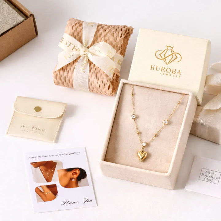 Aurelia Heart Station Necklace | 日常に溶け込む、愛らしい気品