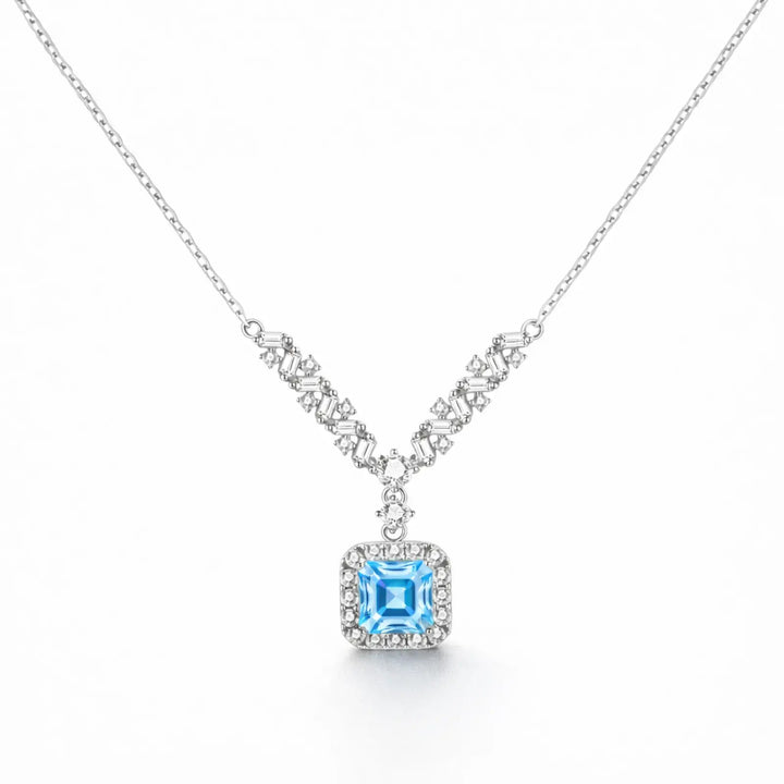 Azure Arc Necklace | 静かな青が、印象になる。