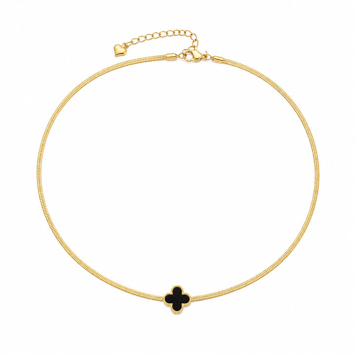 Noir Clover Necklace | 静かなコントラストを首元に