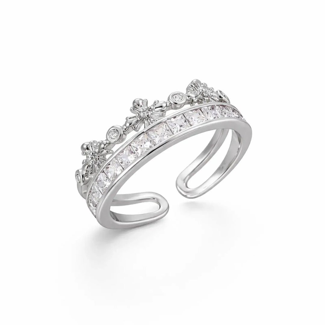 Crownlight Adjustable Ring | 静かな存在感を、指先に。