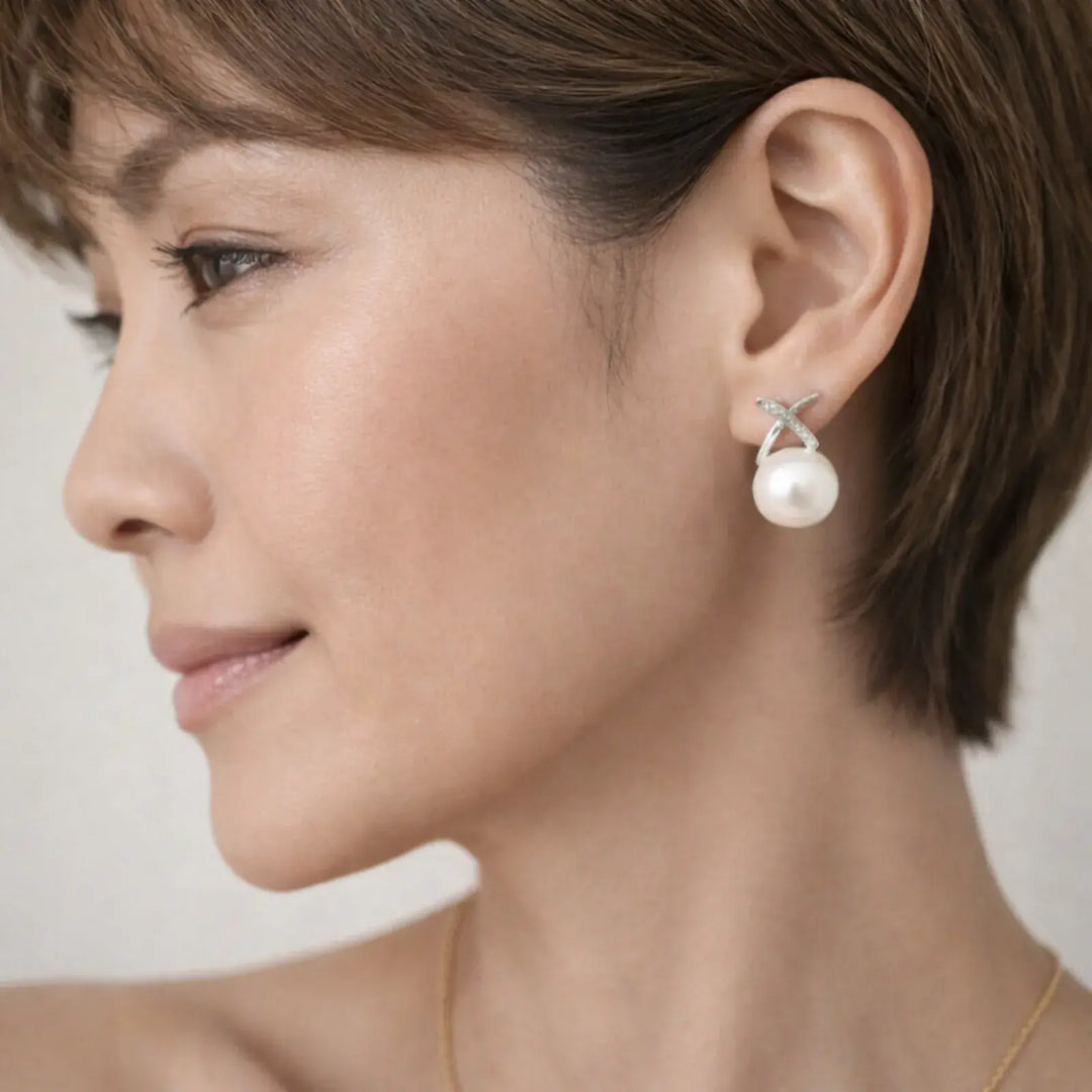 Liora Pearl Studs | 静かな光を、耳もとに。