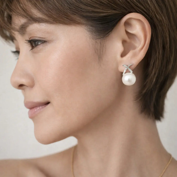 Liora Pearl Studs | 静かな光を、耳もとに。