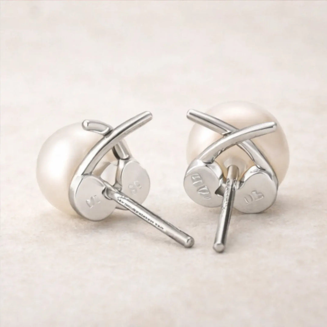 Liora Pearl Studs | 静かな光を、耳もとに。