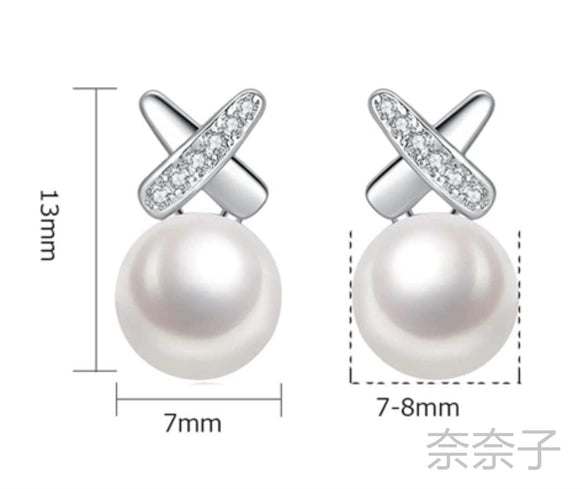 Liora Pearl Studs | 静かな光を、耳もとに。